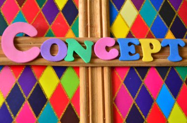 Renkli bir arkaplanda 