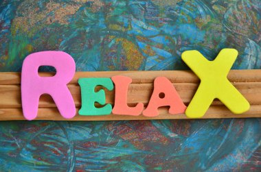 Soyut kelimenin tadını çıkar.