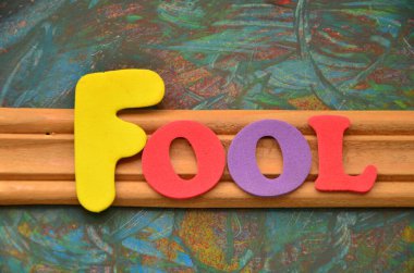 Word aptal soyut doğum