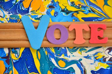 soyut renkli arkaplan için oylama kelimesi