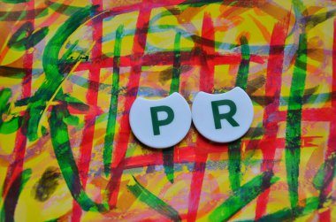 renkli harfler alfabesi