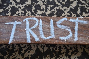 KONUŞTURMAYA GÜVENLİK