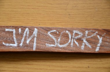 Soyut bir arkaplanda hayır kelimesi