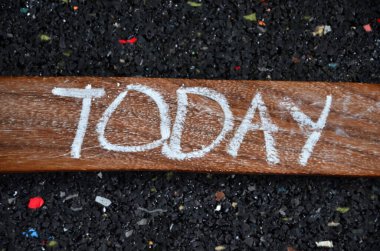 Bugün ahşap bir blokta.