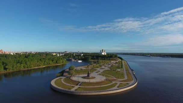 Diasumsikan Katedral di Yaroslavl — Stok Video