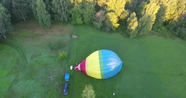 Rise of the balloon — Stock Video