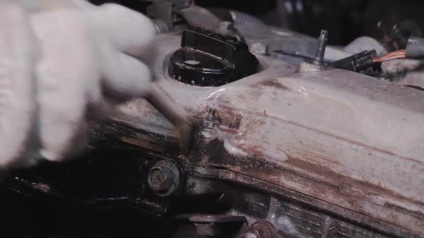 자동차 청소용 엔진을 사용하는 어린이용 엔진 로열티 프리 스톡 비디오