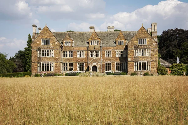 Storbritannien Launde Abbey Leicestershire Juli 2018 Gång Hem För Familjen — Stockfoto