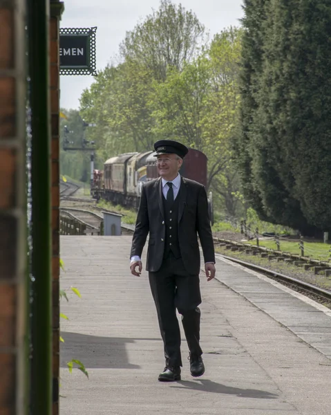 Rotley Great Central Steam Railway 2015 Station Master Perform — стоковое фото