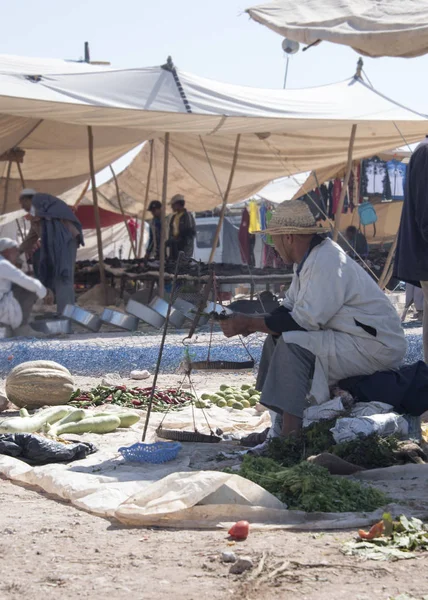 Berber pazarında çiftçi