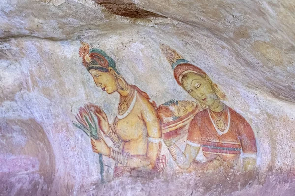 Famosi dipinti nel palazzo reale a sigiriya roccia — Foto Stock