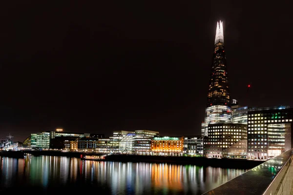 London Jan 2020 London Jan 2020 Shard London Bridge Hospital — 스톡 사진