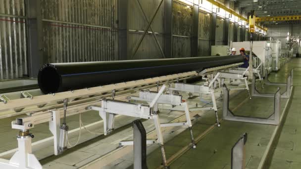 生产聚乙烯管材 成品管轧机 — 图库视频影像