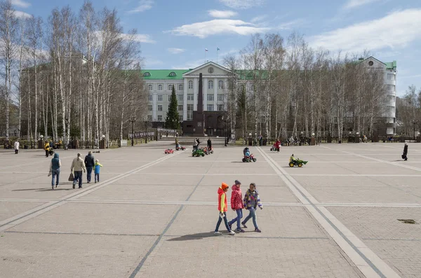 Khanty Mansiysk Ciudad Edificio Del Gobierno Generosidad — Foto de Stock