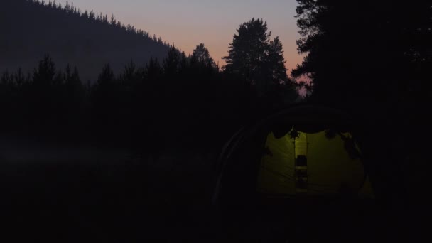 Tenda Turística Noite Taiga — Vídeo de Stock