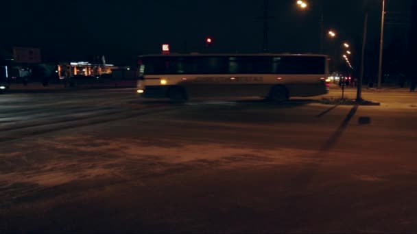 Πόλη Νωρίς Πρωί Σταθμός Λεωφορείων — Αρχείο Βίντεο