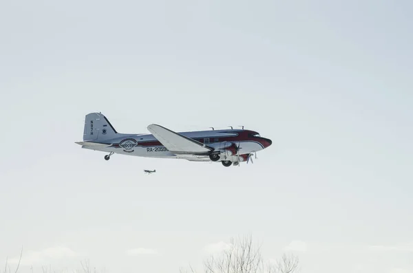 Flugzeug Douglas Flug — Stockfoto