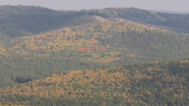 Güney Urals Gün Batımında Sonbahar Dağları — Stok video