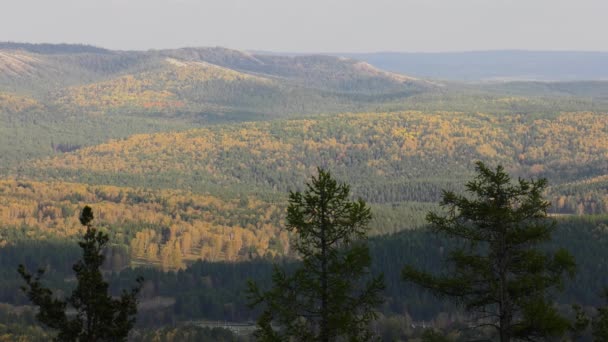 Sydural Höst Bergen Vid Solnedgången — Stockvideo