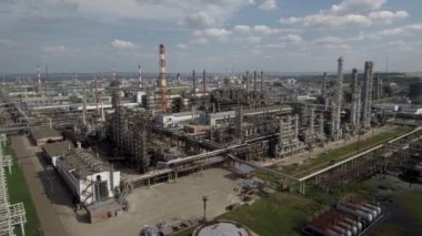 Gazprom neftekhim Salavat. Petrokimya kompleksinin havadan görünümü.