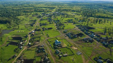 Kırsal yaşam. Güney Urallar. Baharda Kyzlar-Birgan 'ın Bashkir köyü.