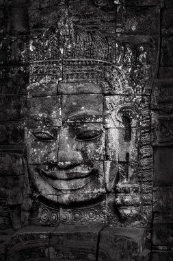 Angkor Wat, Kamboçya Angkor Thom, Siem Reap Unesco Dünya Mirası listesinde 1992'de hemen her yerine yazılmıştır.