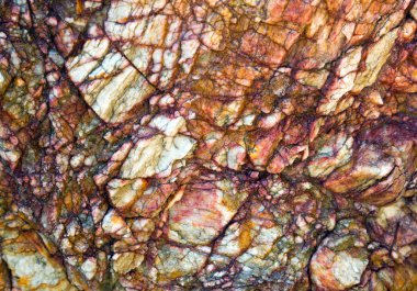 Renkli ve desenli yüzey taş.