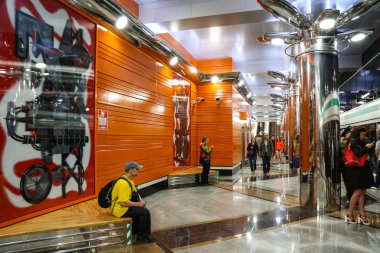 Saint Petersburg, Rusya. Begovaya metro istasyonu