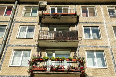 St. Petersburg, Rusya. Eski Sovyet binaları.