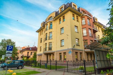 St. Petersburg, Rusya. Yeni binaların ve yeni dairelerin manzarası