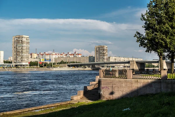 Petersburg Russland Blick Auf Den Fluss Newa Und Die Brücke — Stockfoto