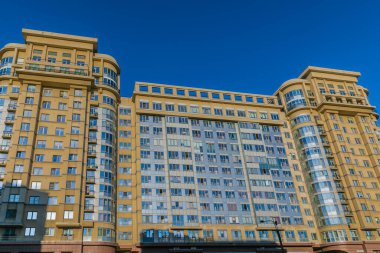 St. Petersburg, Rusya. Yeni BSt manzarası. Petersburg, Rusya. Yeni binalar, yeni daireler ve yeni daireler.