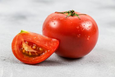 Taze domates ve taze sebzeler 