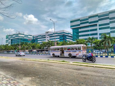 Kalküta, Batı Bengal / Hindistan - 24 Eylül 2018: samimiyet teknoloji alanı Kolkata bir görünümü ile meşgul günlük trafik. Park, modern olanaklarla donatılmış, ofis alanı birçok BT firmaları için teklif
