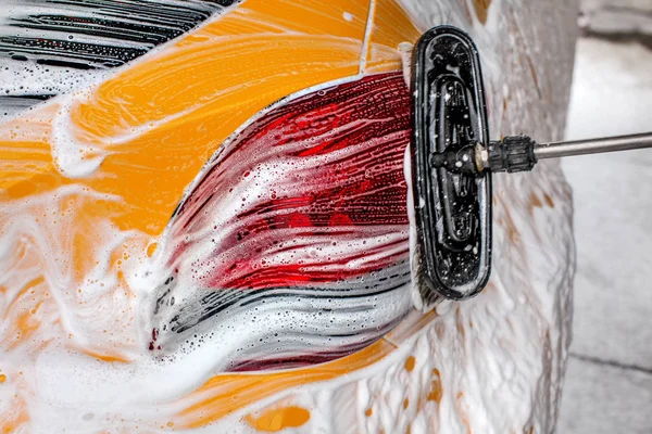 Brush Leaving Strokes Soap Foam Yellow Car Washed Carwash — Stock Photo, Image