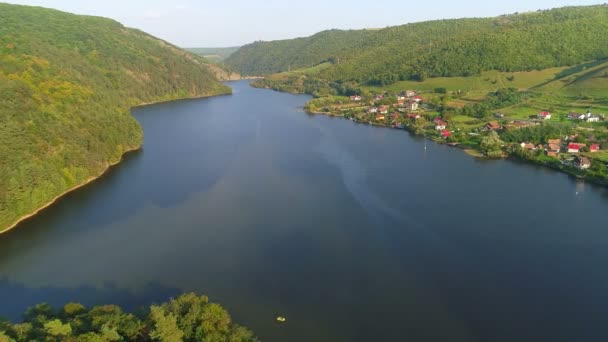 Letecký Pohled Jezero Cíl Scenérie Večer Letní Den — Stock video