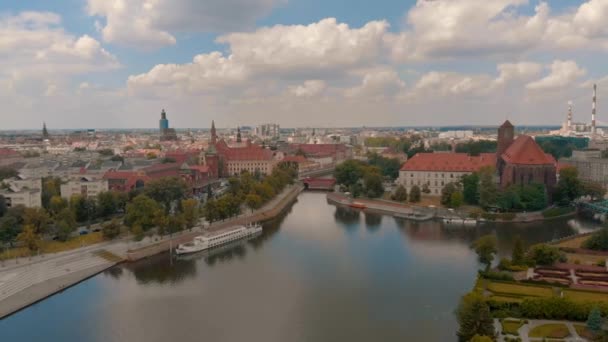 Lengyelország Wroclaw Ostrow Tumski Park Odera Folyó Mellett Légi Videóinak — Stock videók