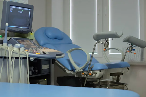 Interiér Vyšetřovny Ultrazvukovým Strojem Nemocnici — Stock fotografie