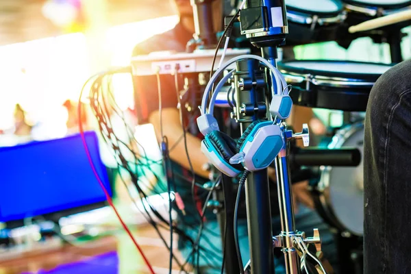 Sluchátka Elektrický Buben Jevišti — Stock fotografie