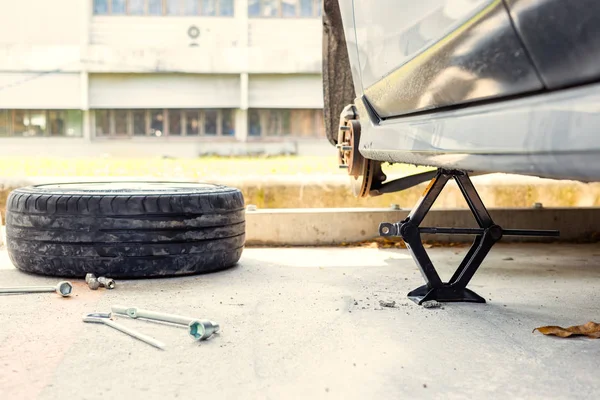 Auto Band Veranderd Voor Onderhoud Garage Met Behulp Van Hydraulische — Stockfoto