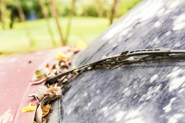 Starý Stírání Staré Skleněné Auto Parcích Rozbít Auto Ročník — Stock fotografie