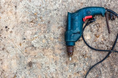 Endüstride yerde el tatbikatı.