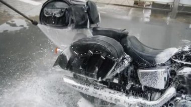 Bisikleti rider motosiklet yıkama