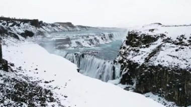 Kışın Gullfoss Şelalesi, İzlanda