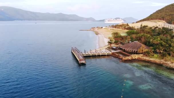 Η παραλία Da Nang που είναι μια από τις ομορφότερες παραλίες του κόσμου. Προβολή κηφήνας — Αρχείο Βίντεο