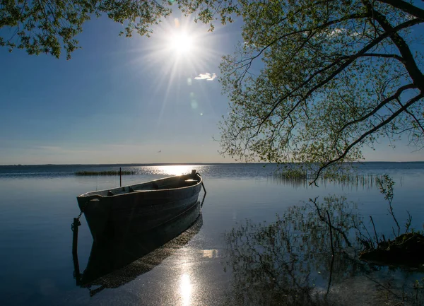 Boot Sonne See Sommer Sonnenuntergang Gelb Sommer Sonnenlicht Sonnenuntergang Urlaub — Stockfoto