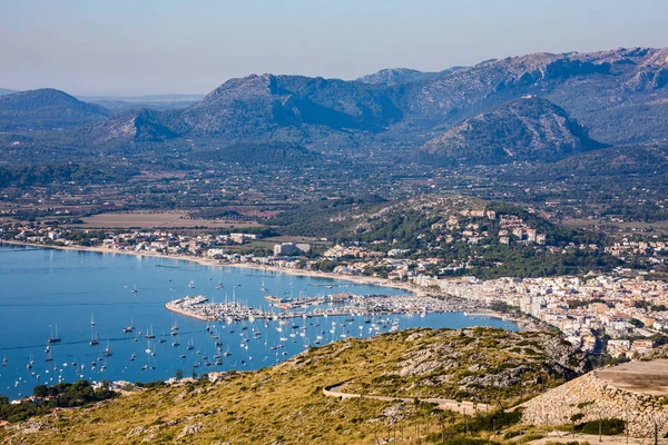 Port de Pollenca, Mallorca, seen from Es Colomer — Stock Photo, Image