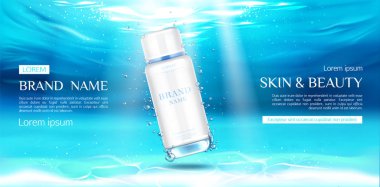 Sualtı yüzeyinde kozmetik şişe maket