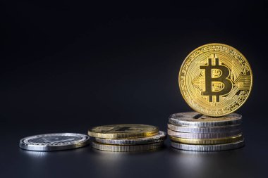 Altın bitcoin btc cryptocurrency.