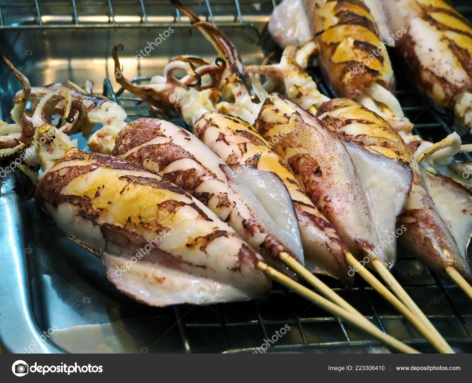 pic Grilled Squid On A Stick depositphotos